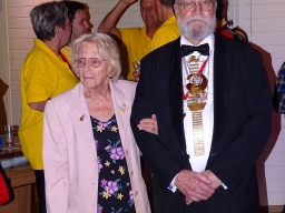 20221029 Elf Elf Bal