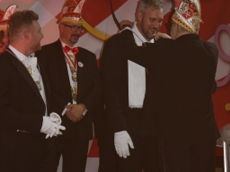 20251108-Elf-Elb-bal